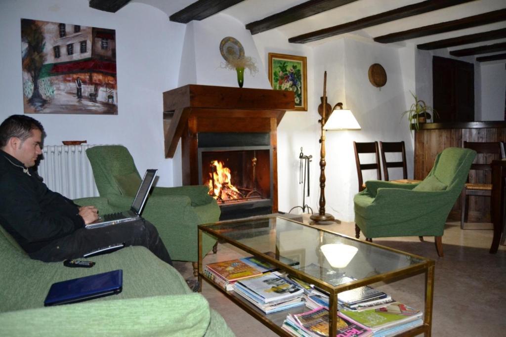Ferienwohnung Casa Elpatiodelmaestrazgo Villarroya de los Pinares Zimmer foto